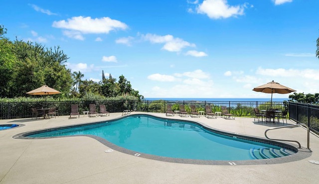 🏖️Ocean View | 2 Bedrooms with Loft | Fully Air-Conditioned | Complete Remodel in Kailua Kona