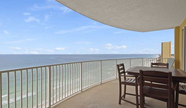 Emerald Isle 1401 - Front row beach chair service included! Affordable rates! in Panama City Beach