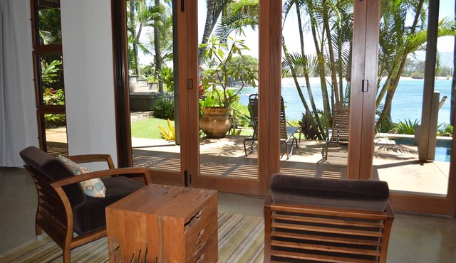 Gorgeous! Oceanfront with Pool and Hot-Tub - Permitted in Paia
