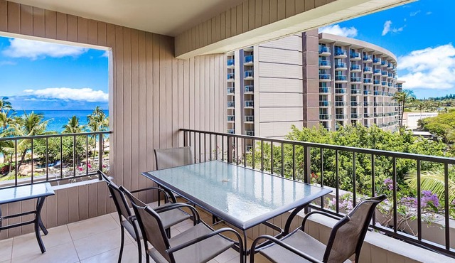 MRR Presents Kaanapali Ali'i 272 - Remodeled 7th Floor Corner 2BR w/Partial Ocean AND Mountain Views! in Lahaina
