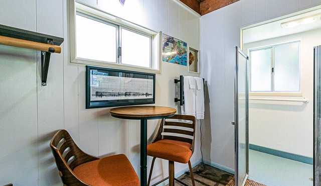 Cozy stay just 5 minute drive to Volcano National Park, Winery and Golf! in Volcano