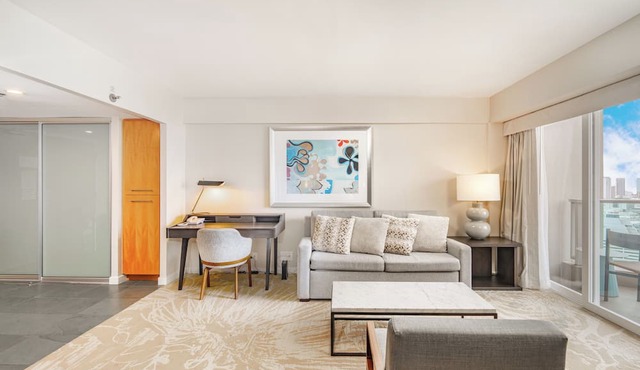 Junior Suite 1 Bedroom Ala Moana Condominium, City/Partial Ocean from Lanai in Honolulu