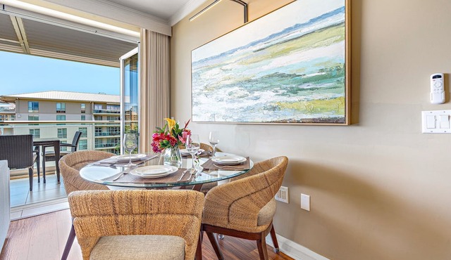 Maui Resort Rentals: Hokulani 605 – Premier 6th-Floor Oceanview Penthouse | Closest 2BR Column to the Ocean! in Lahaina