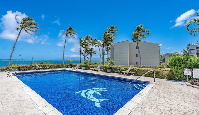 Oceanfront Moloka‘i Retreat | Wavecrest 2nd Floor in Kaunakakai