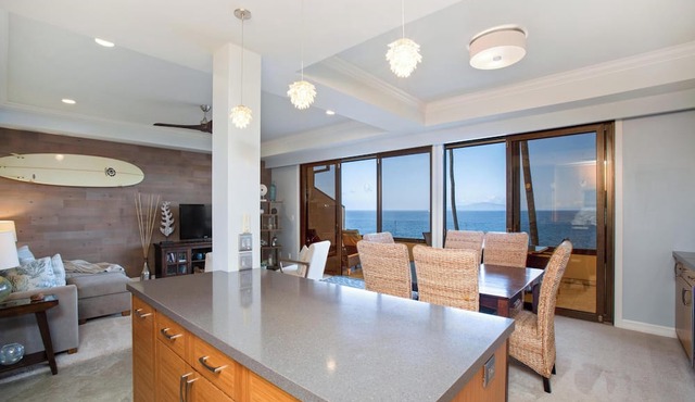 Makena Surf F207 Beachfront Resort in Wailea