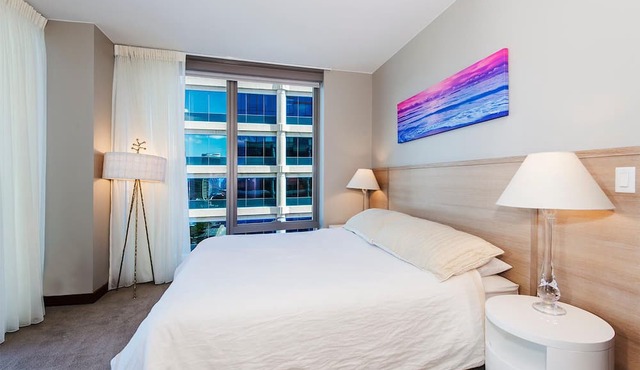 Luxury 2BR/2BA at One Ala Moana in Honolulu