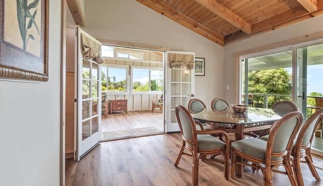 South Kona Farm House - 30 day minimum rental in Captain Cook