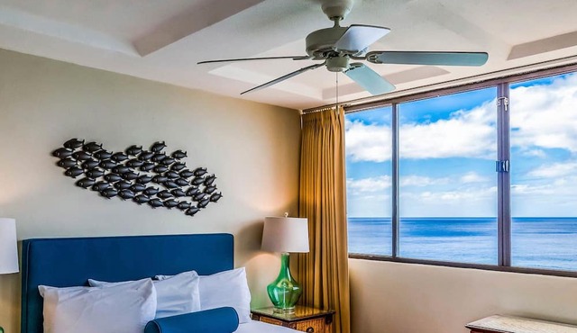 Oceanfront 1-BR Condo in Waianae w/Sunset Views in Waianae