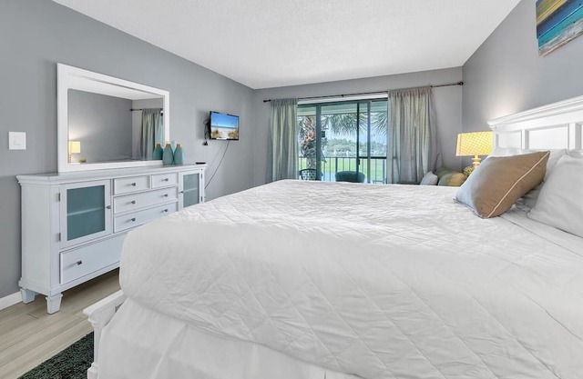 Edgewater Golf Villa 